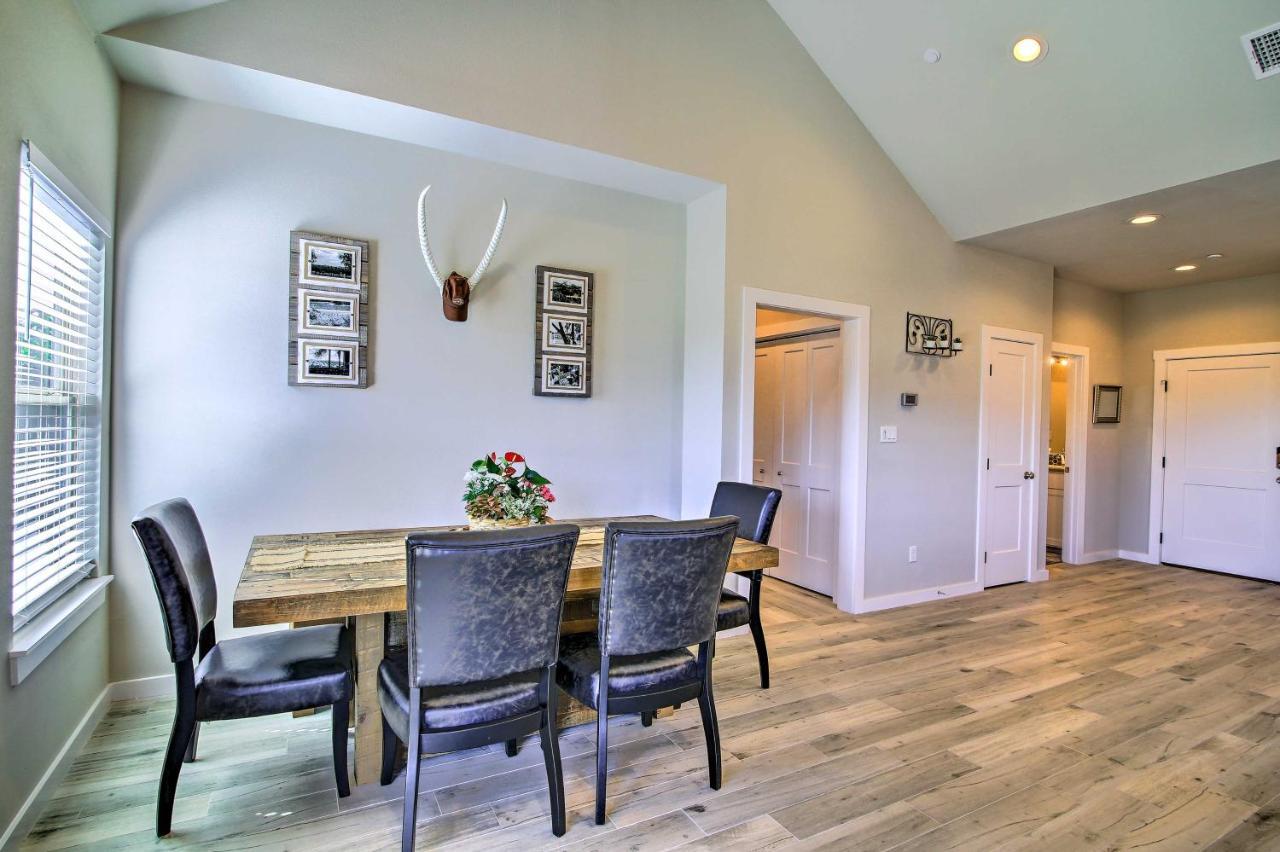 Uncorked Ranch Hill Country Home 1 Mi To Winery フレデリックスバーグ エクステリア 写真